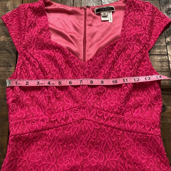 NIKIBIKI Sweetheart Midi Dress 💕 - Picture 7 of 9